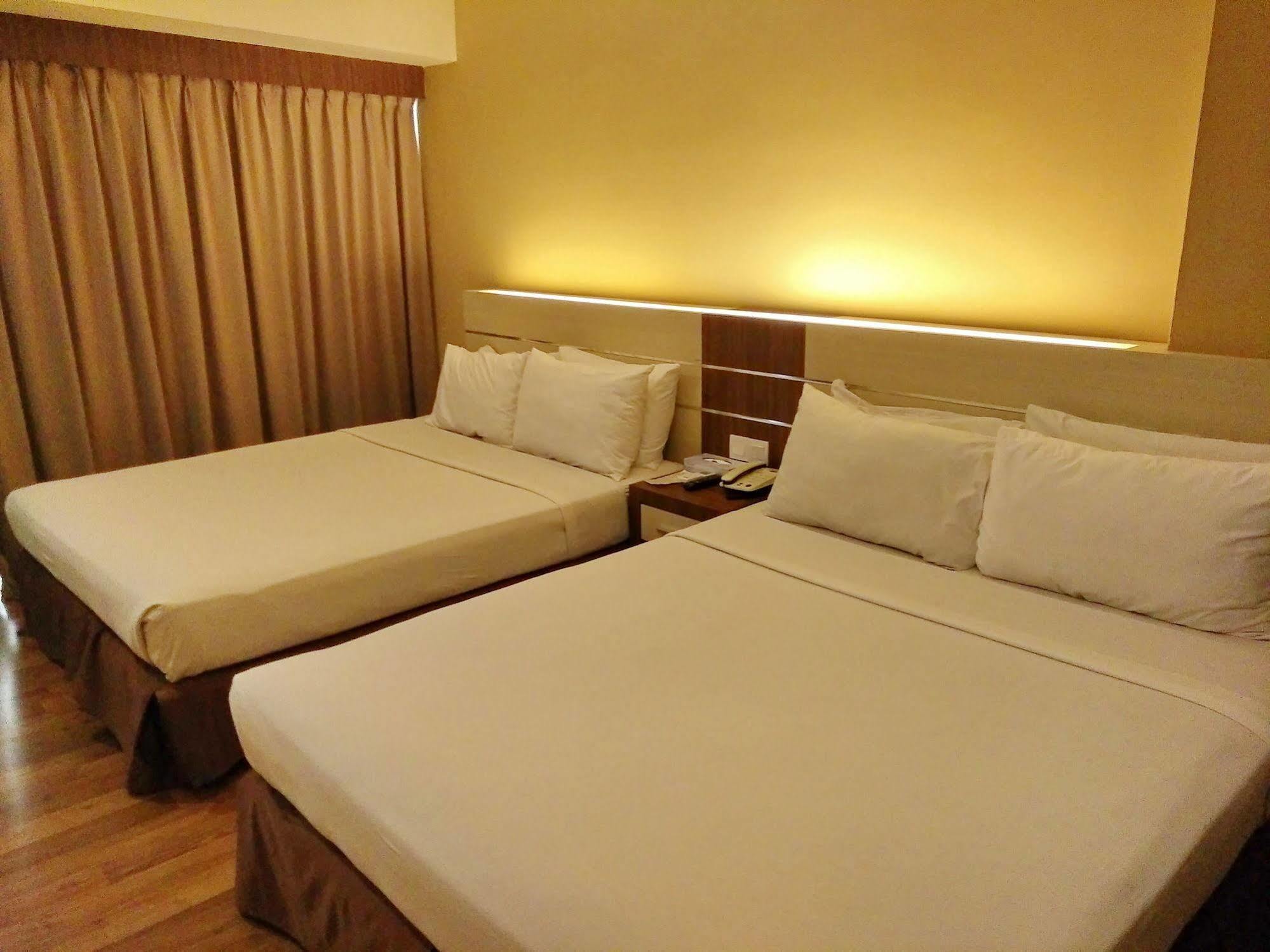 Seasons View Hotel Kuantan Bagian luar foto