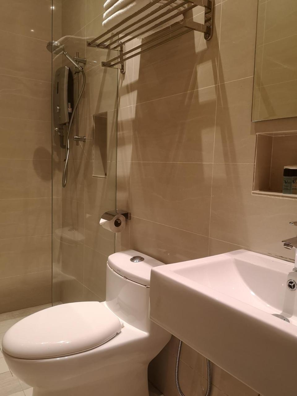 Seasons View Hotel Kuantan Bagian luar foto